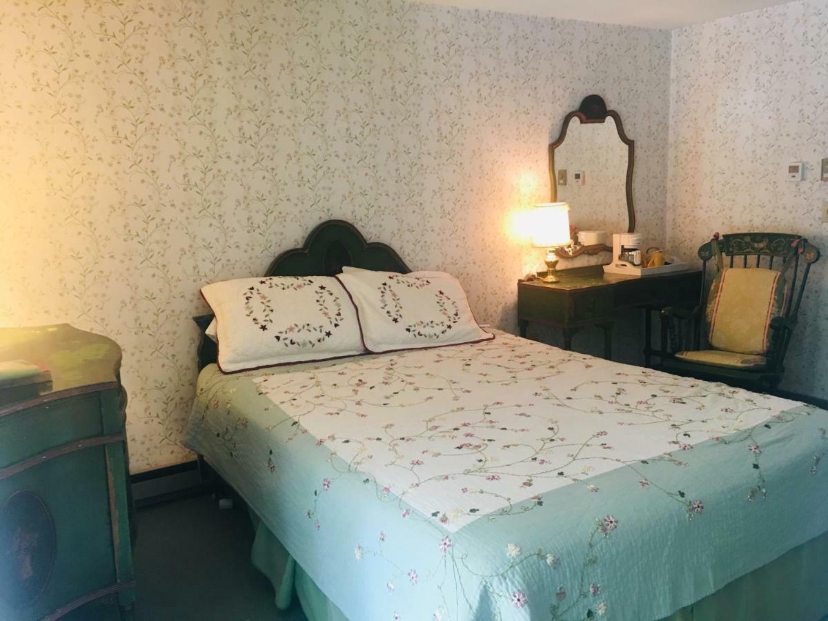 Carriage Barn Inn キーン エクステリア 写真